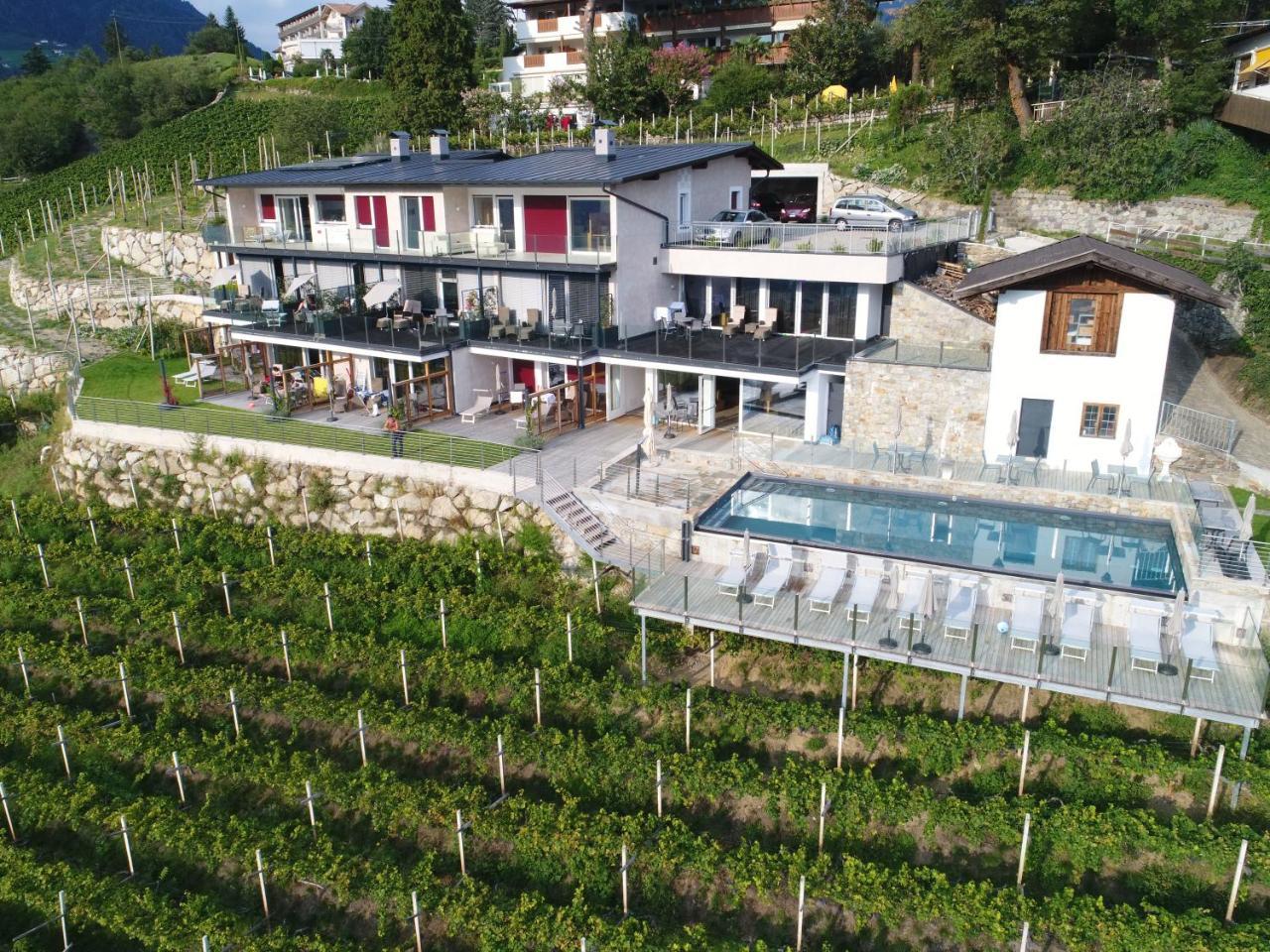 La Pergola Panoramasuites Tirolo Exteriör bild